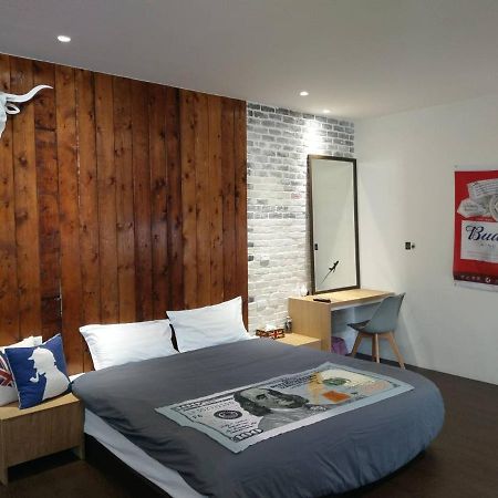 Original Bnb Tainan Esterno foto